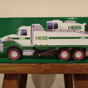 2017 HESS DUMP TRUCK & LOADER